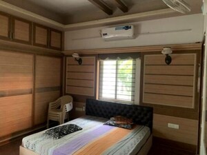 Bedroom in 4 BHK Villa at Gandipet – for Rent