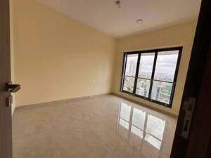 Room in 1 BHK Apartment at IM Applaud 38, Goregaon East – for Rent
