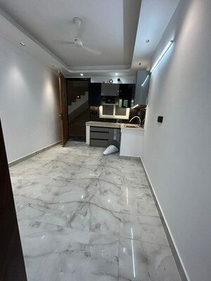 Staircase in 1 BHK Independent House at Saket – for Rent