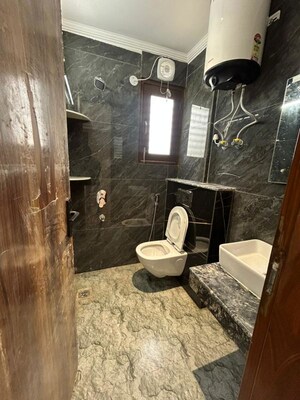 Bathroom in 1 BHK Independent House at Saket – for Rent