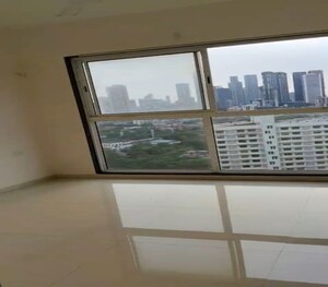 Room in 2 BHK Apartment at Runwal Nirvana, Parel – for Rent