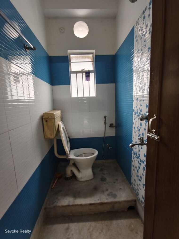 Bathroom, baner 5 Bedroom 2325 Sq.Ft. Apartment In Baner Pune 10675050