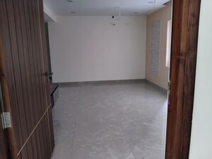 Room in 2 BHK Apartment at Hallmark Sunnyside, Manchirevula – for Rent
