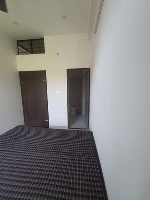 Room in  Pg at Mansarovar – for Rent
