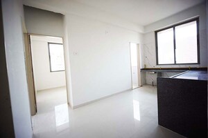 Room in 3 BHK Apartment at Paldi – for Sale