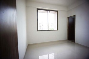 Room in 3 BHK Apartment at Paldi – for Sale
