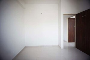 Room in 3 BHK Apartment at Paldi – for Sale
