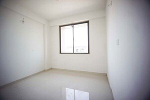 Room in 3 BHK Apartment at Paldi – for Sale