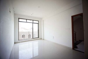 Room in 3 BHK Apartment at Paldi – for Sale