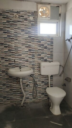 Bathroom in 2 BHK Apartment at Signature Global The Roselia, Sector 95a – for Sale