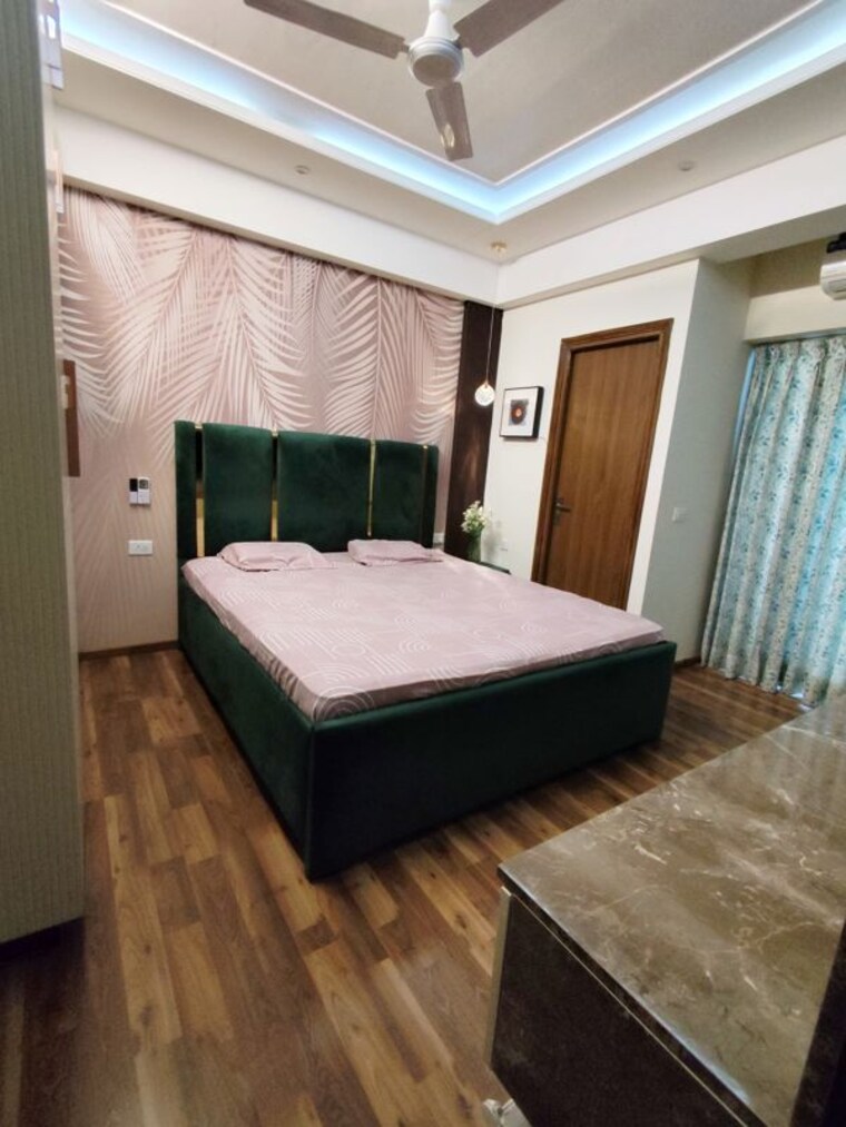 Bedroom, suncity-vatsal-valley 3 Bedroom 1430 Sq.Ft. Apartment In Gwal Pahari Gurgaon 10675084