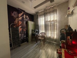 Gym in 3 BHK Builder Floor at Rohini Sector 23 – for Sale