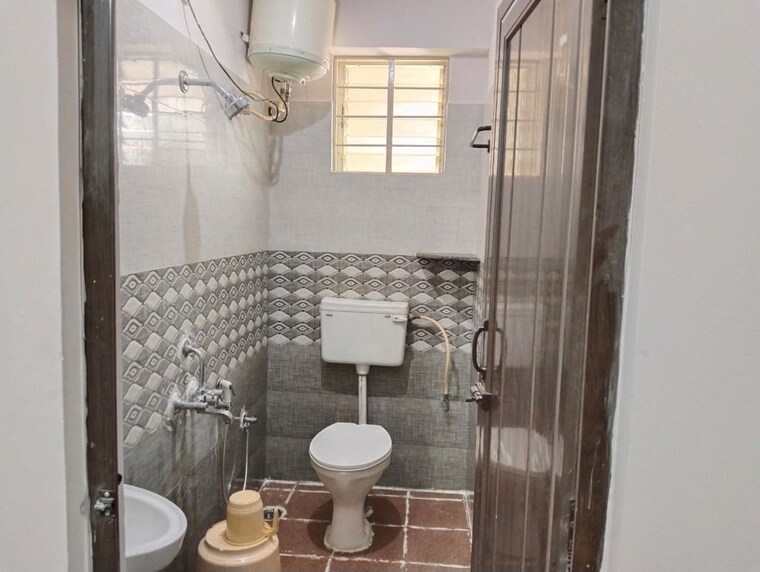 Bathroom, harlur 1 Bedroom 600 Sq.Ft. Builder Floor In Harlur Bangalore 10675088