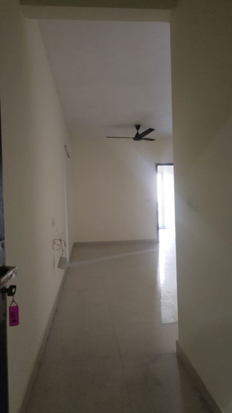 Bathroom, signature-global-the-roselia 2 Bedroom 970 Sq.Ft. Apartment In Sector 95a Gurgaon 10675099