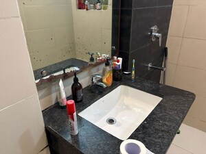 Team Area in 3 BHK Builder Floor at Sector 23 – for Rent