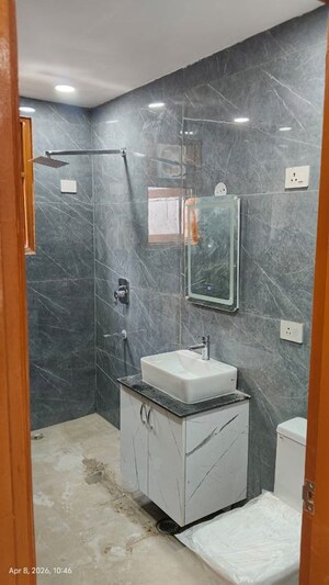 Bathroom in 3 BHK Apartment at Palm Residency Chhatarpur, Chattarpur – for Rent