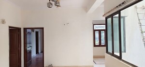 Room in 5 BHK Villa at Rosewood City – for Rent