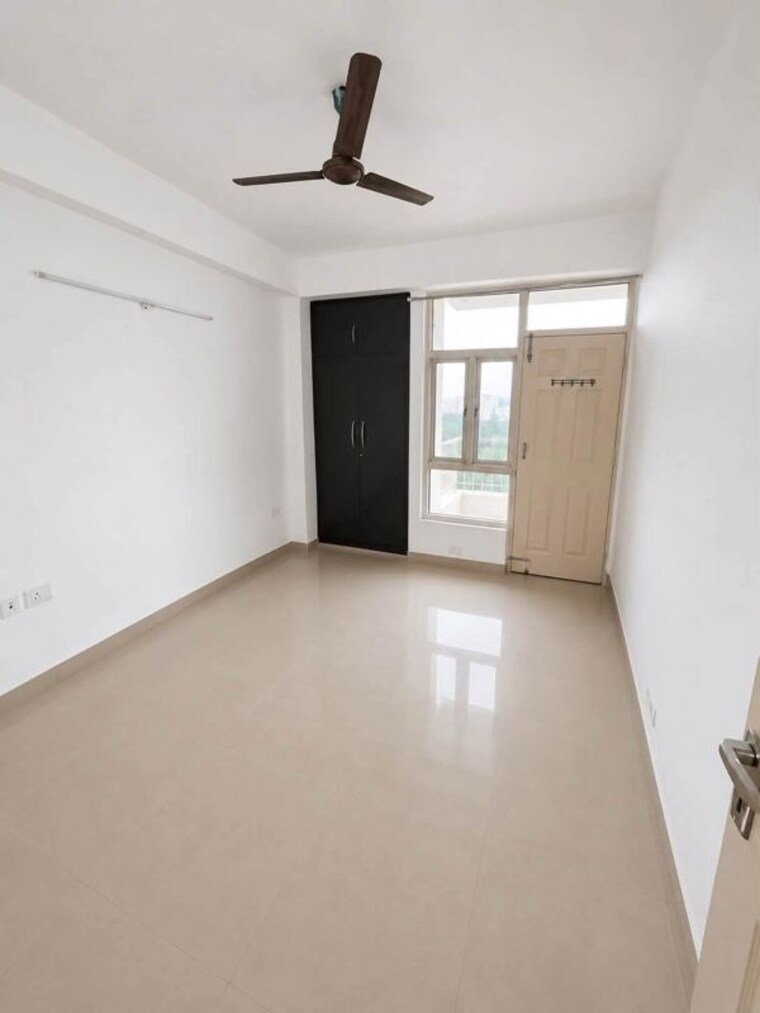 Room, amrapali-verona-heights 3 Bedroom 1220 Sq.Ft. Apartment In Tech Zone 4 Greater Noida Greater Noida 10675147