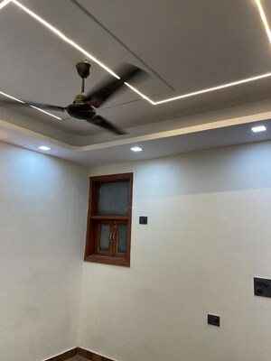 Furnished Amenities in 1 BHK Builder Floor at Malviya Nagar – for Rent