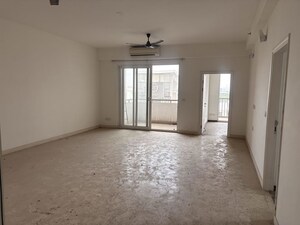 Room in 3 BHK Builder Floor at Sector 22 – for Rent