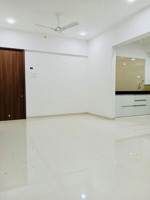 Room in 3 BHK Apartment at Raga Top Towers, Wakad – for Rent