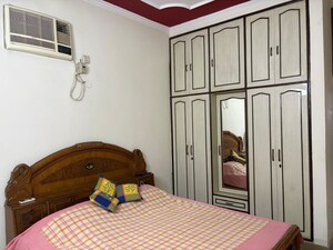 Room in 2 BHK Builder Floor at Shakti Khand – for Rent
