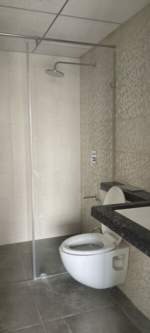 Attached Bathroom in 2 BHK Apartment at Kalpataru Elitus, Mulund West – for Rent