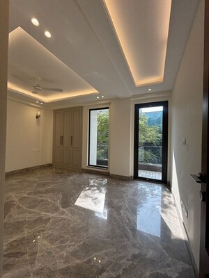 Furnished Amenities in 4 BHK Builder Floor at Greater Kailash ii – for Sale