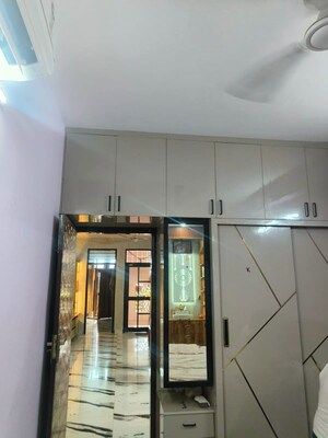 Furnished Amenities in 3 BHK Builder Floor at Palam Vihar Extension – for Rent