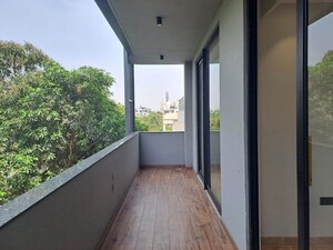 Balcony in 2 BHK Builder Floor at Sector 23 – for Rent