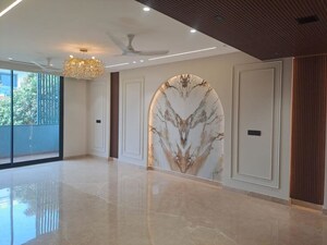 Living Room in 2 BHK Builder Floor at Sector 23 – for Rent