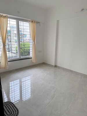 Room in 2 BHK Apartment at RR Lunkad 66 Avenue, Pimple Nilakh – for Rent