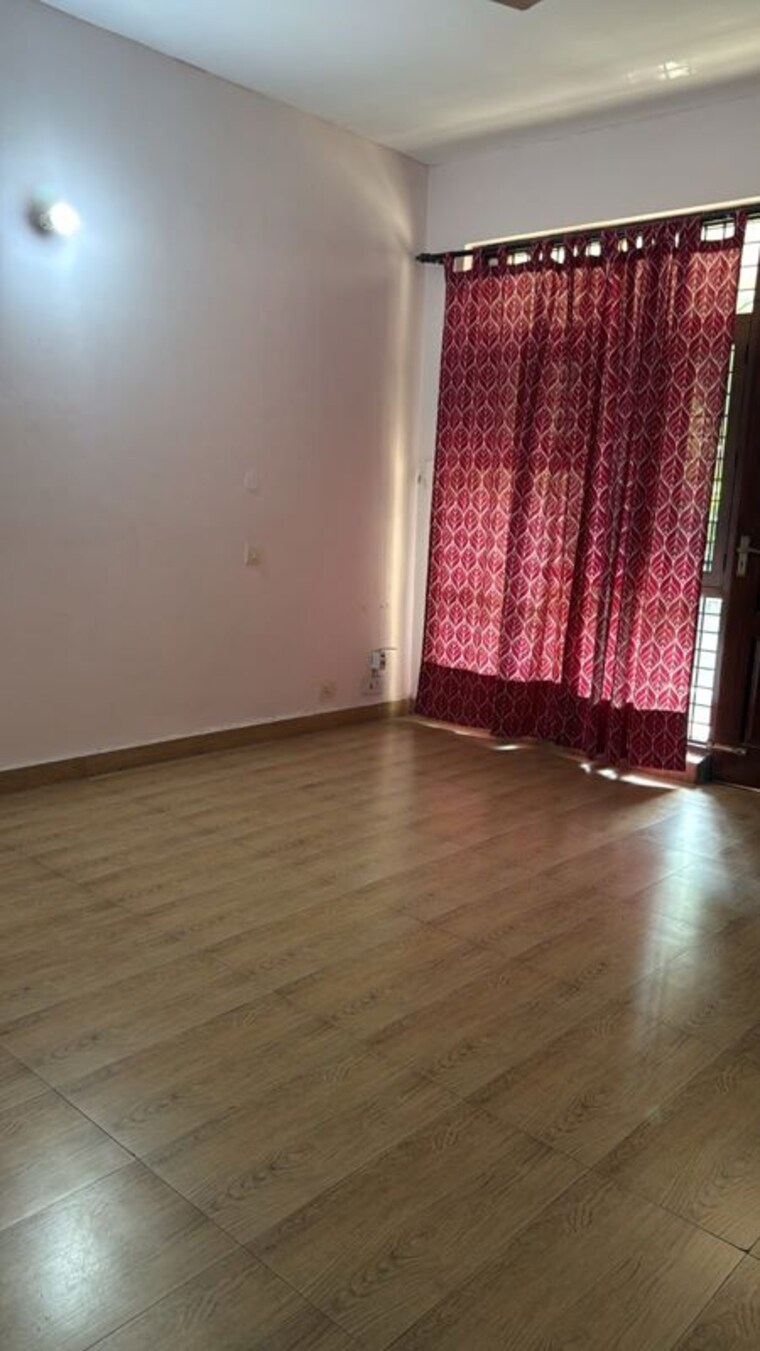 Room, palam-vihar-residents-association 4 Bedroom 1800 Sq.Ft. Builder Floor In Palam Vihar Gurgaon 10675239