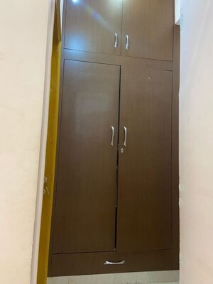 Furnished Amenities in 4 BHK Builder Floor at Parsvnath Planet Plaza, Gomti Nagar – for Sale
