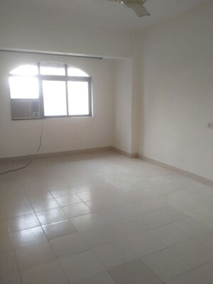 Room in 2 BHK Apartment at Sea Breeze Tower, Nerul – for Rent