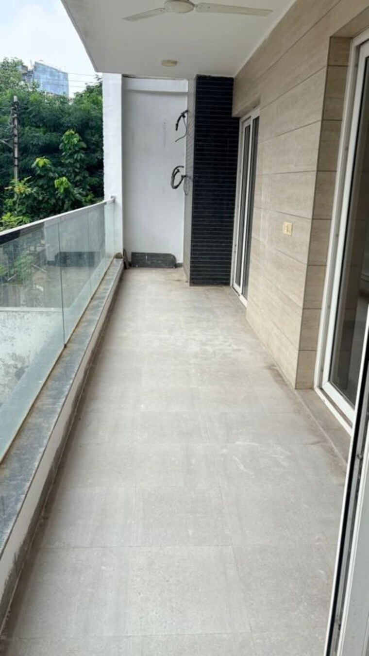 Balcony, sector 57 3 Bedroom 263 Sq.Ft. Builder Floor In Sector 57 Gurgaon 10675278