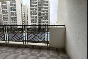 Balcony in 3 BHK Builder Floor at Sector 23 – for Rent