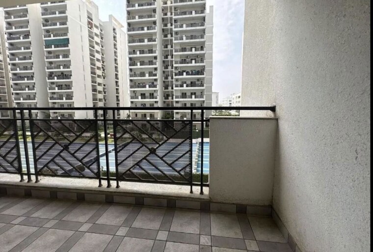 Balcony, sector 23 3 Bedroom 1550 Sq.Ft. Builder Floor In Sector 23 Gurgaon 10675290