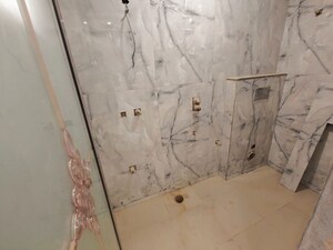 Bathroom in 2 BHK Builder Floor at RWA Apartments Sector 72, Sector 72 – for Rent