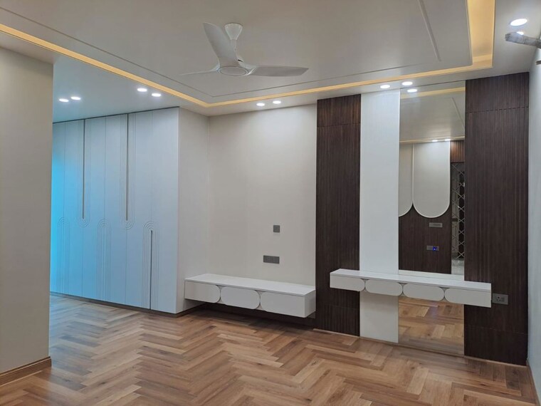 Room, sector 23 3 Bedroom 1550 Sq.Ft. Builder Floor In Sector 23 Gurgaon 10675313