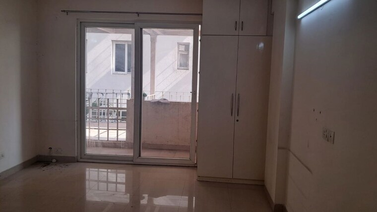 Room, emaar-emerald-floors-premier 3.5 Bedroom 1650 Sq.Ft. Apartment In Sector 65 Gurgaon 10675321