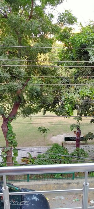 2 BHK Builder Floor – Garden View at Vasundhara Sector 3 - for Rent