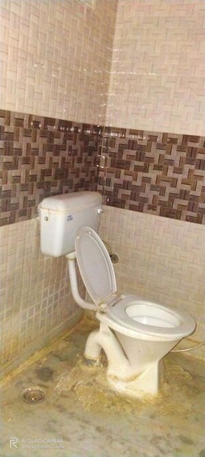 Bathroom in 2 BHK Builder Floor at Vasundhara Sector 3 – for Rent