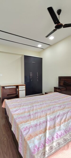 Bedroom in 3 BHK Apartment at Shankar Nagar – for Rent