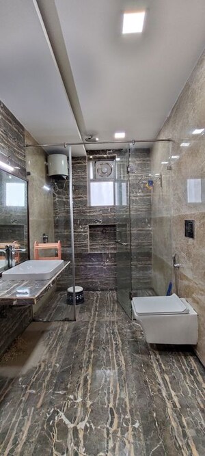 Bathroom in 3 BHK Apartment at Shankar Nagar – for Rent