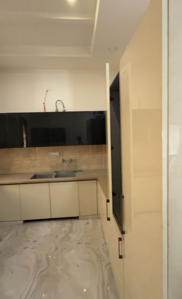 Kitchen, bp-homes 5 Bedroom 500 Sq.Yd. Builder Floor In Sector 85 Faridabad 10675346