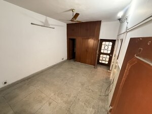 Room in 5 BHK Independent House at Pallavpuram Phase 2 – for Sale