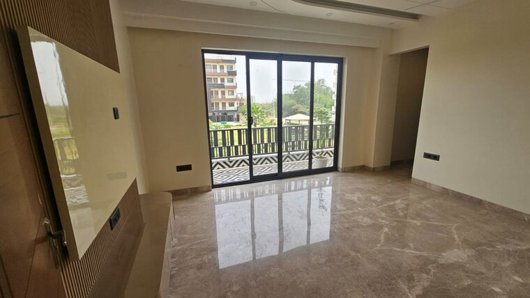 Room, bptp-parkland-pride 3 Bedroom 250 Sq.Yd. Builder Floor In Sector 77 Faridabad 10675459