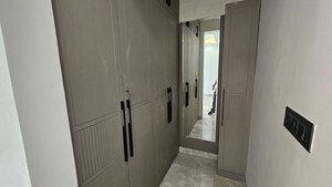 Bathroom in 3 BHK Builder Floor at BPTP Parkland Pride, Sector 77 – for Sale