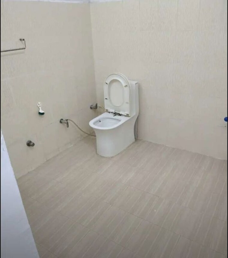 Bathroom, grandeur-apartments-butler-colony 3 Bedroom 1660 Sq.Ft. Apartment In Butler Colony Lucknow 10675470